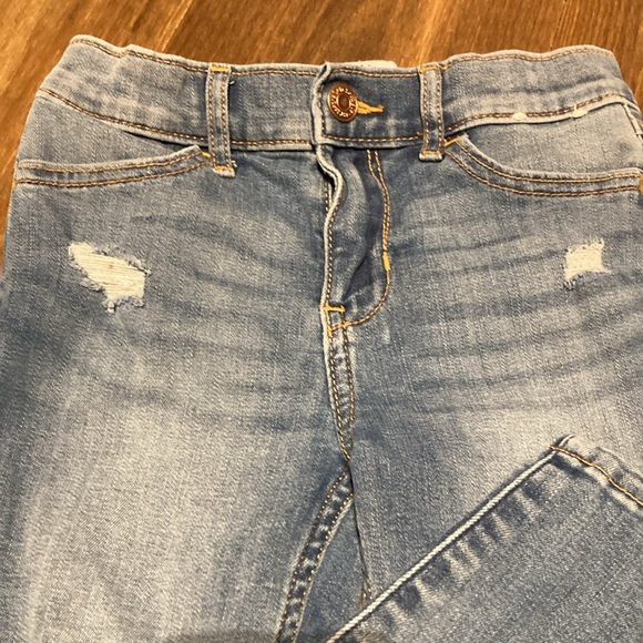 Girls jeans by Abercrombie 1892 - Picture 3 of 4